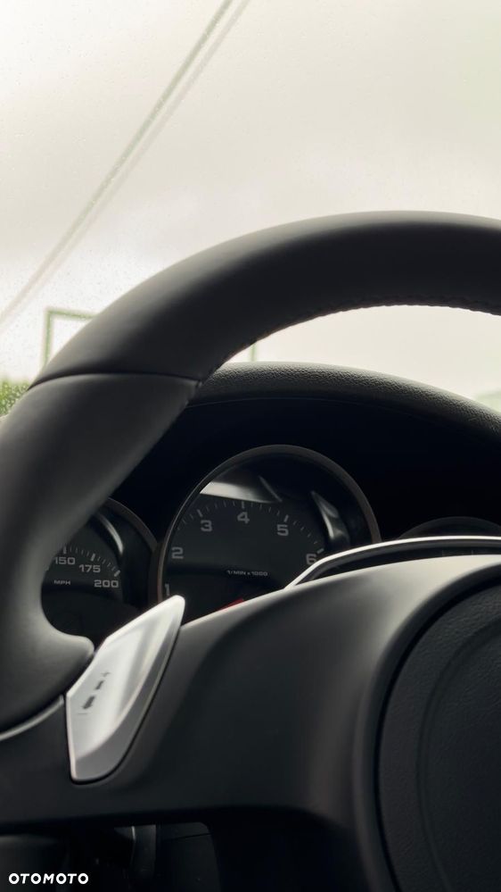 Porsche 911 Carrera PDK - 6