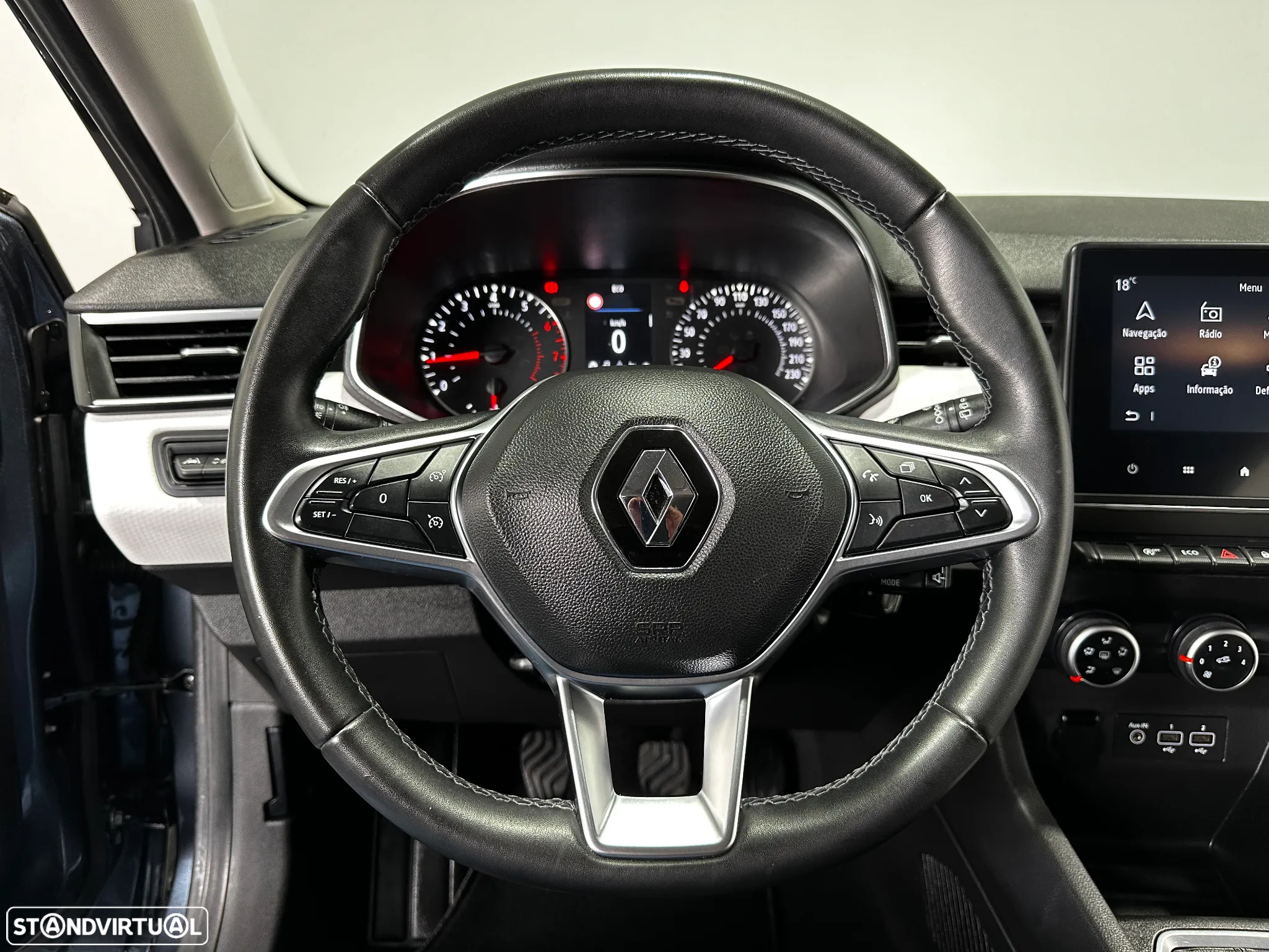 Renault Clio 1.0 TCe Intens - 24