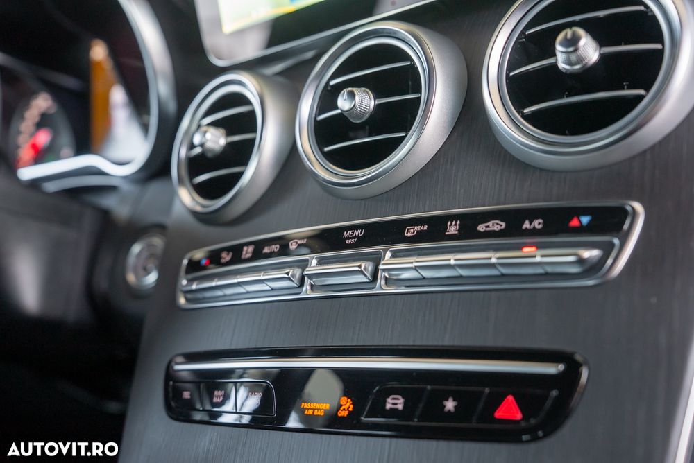 Mercedes-Benz GLC 300 de 4Matic 9G-TRONIC - 17