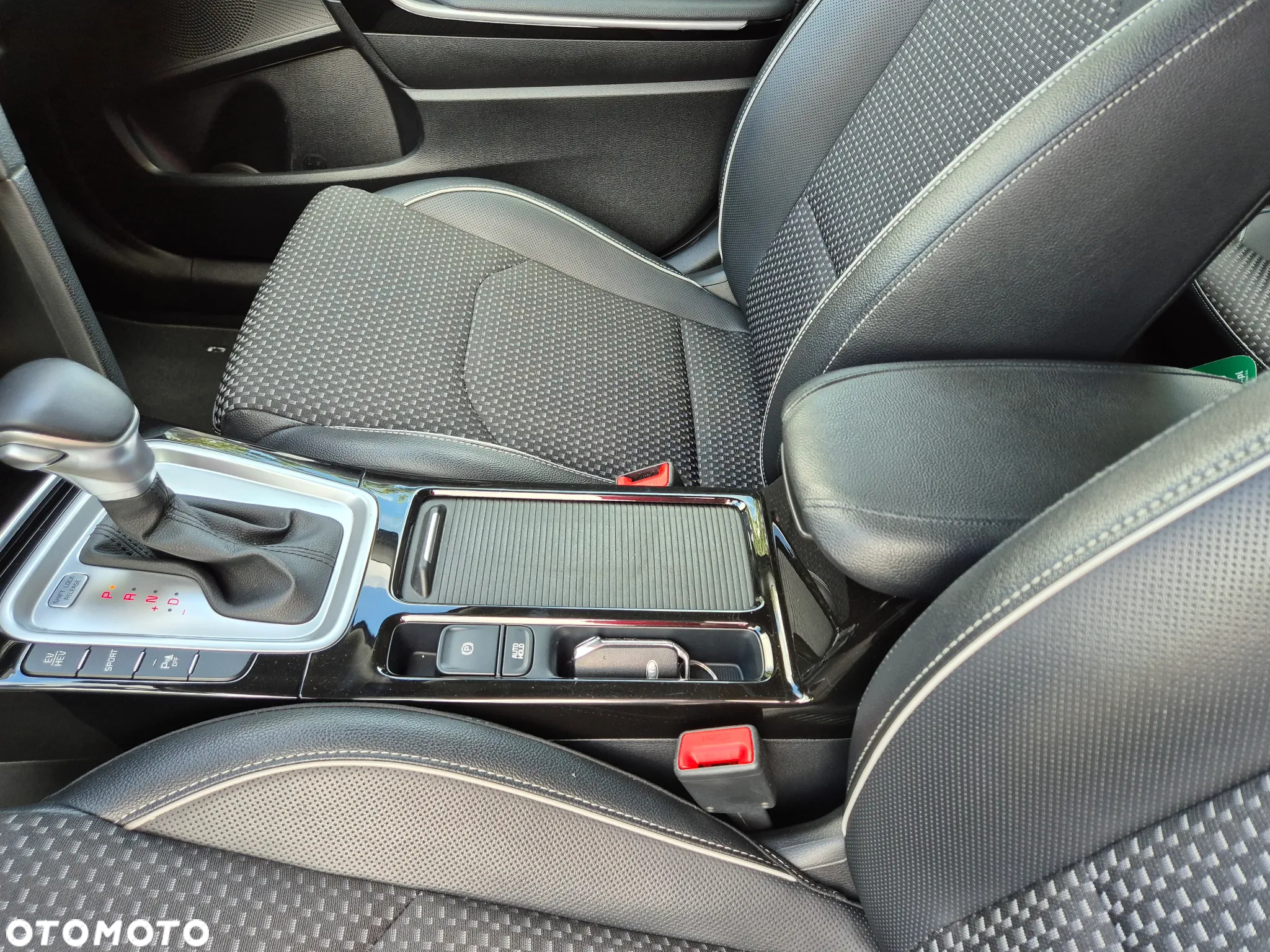 Kia XCeed - 12
