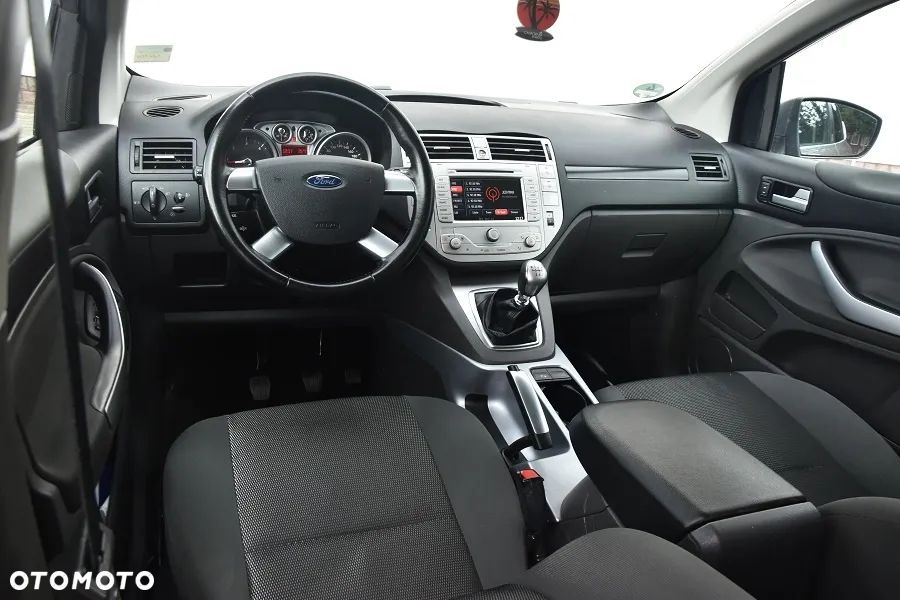 Ford Kuga 2.0 TDCi 2x4 Champions Edition - 18