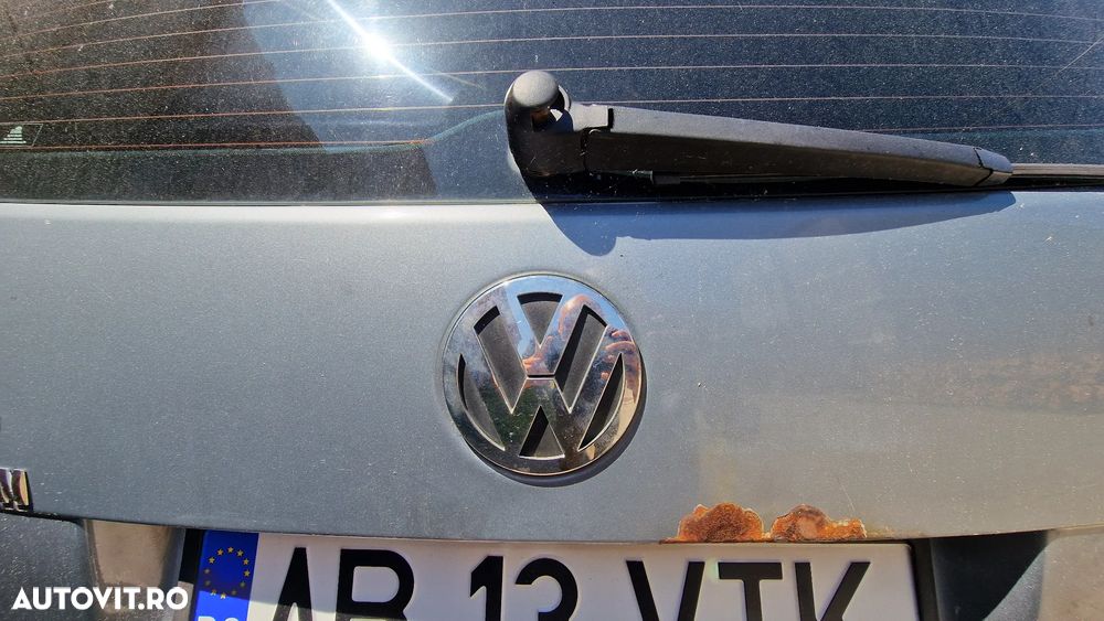 Volkswagen Touran - 9
