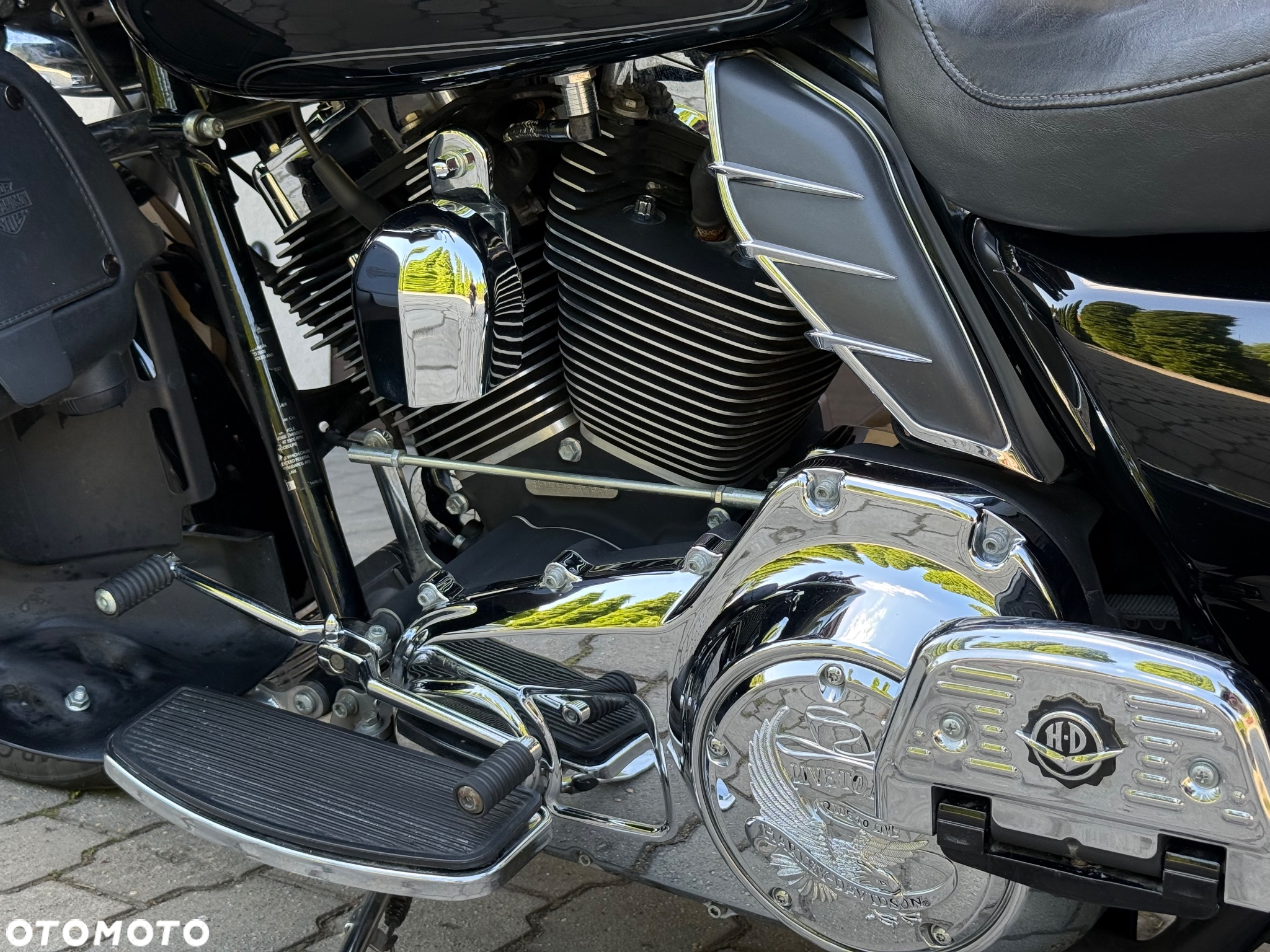 Harley-Davidson FLHTCU Ultra - 24