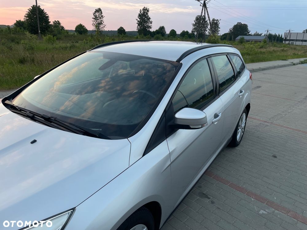 Ford Focus SW - 20