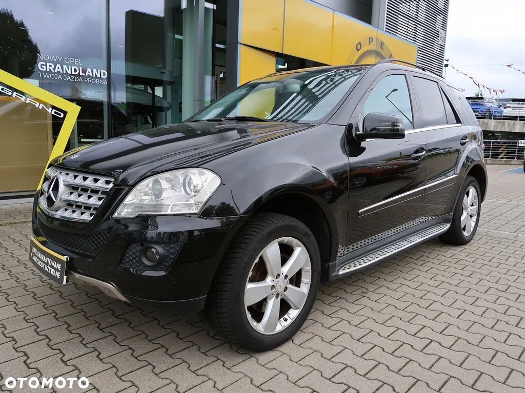 Mercedes-Benz ML 350 4-Matic - 1