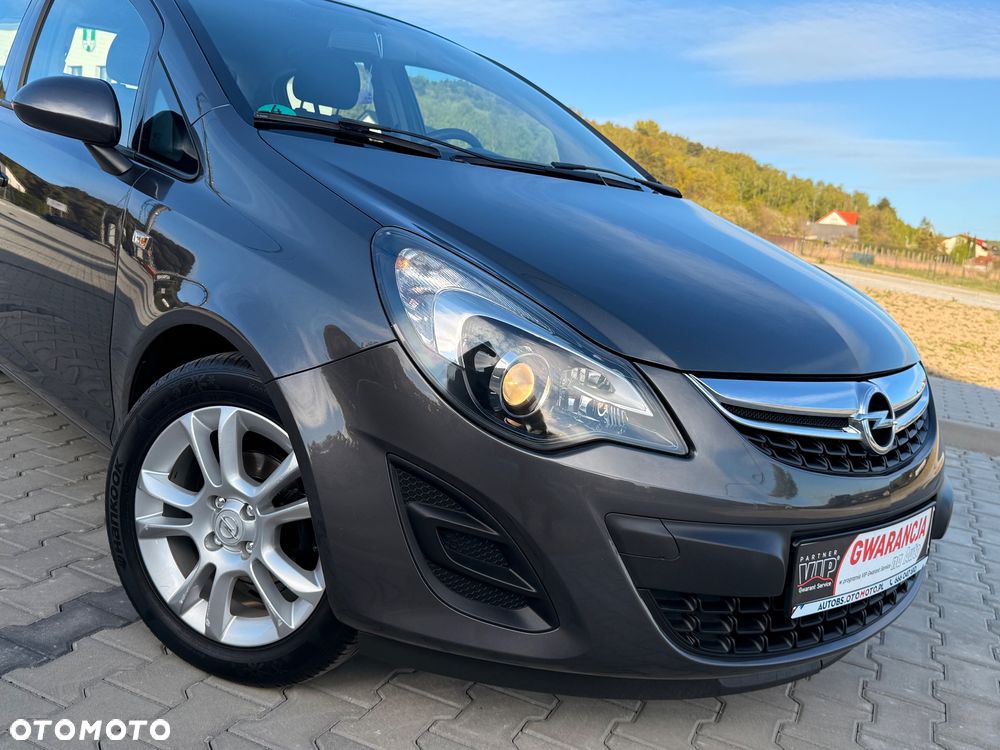 Opel Corsa 1.4 16V Innovation - 12