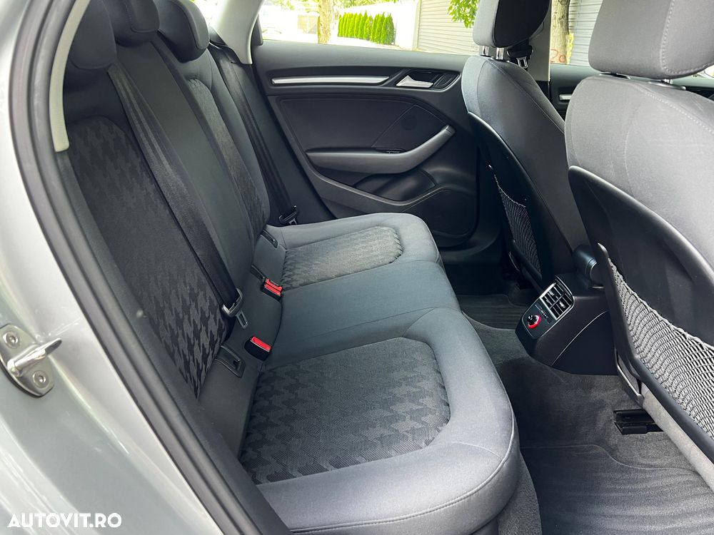 Audi A3 Sportback 1.4 TFSI Attraction - 10