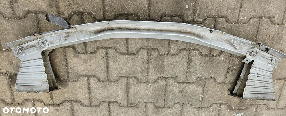 Opel Meriva II B belka przód zderzaka przedniego strefy zgniotu