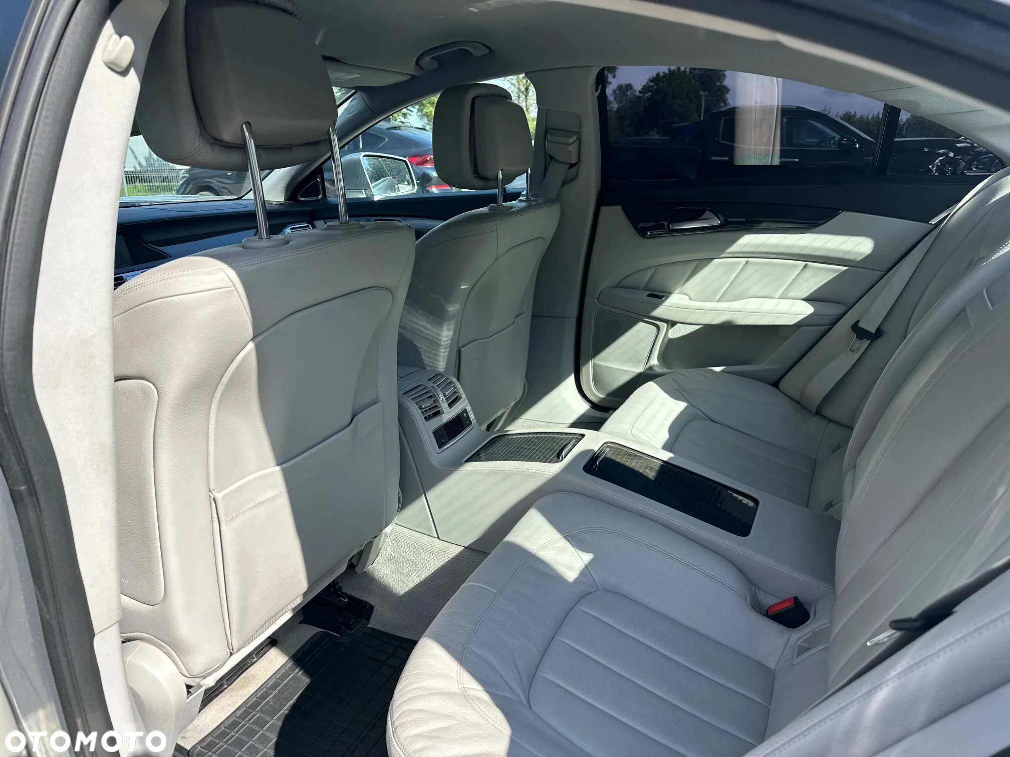 Mercedes-Benz CLS 350 CDI 4Matic 7G-TRONIC - 9