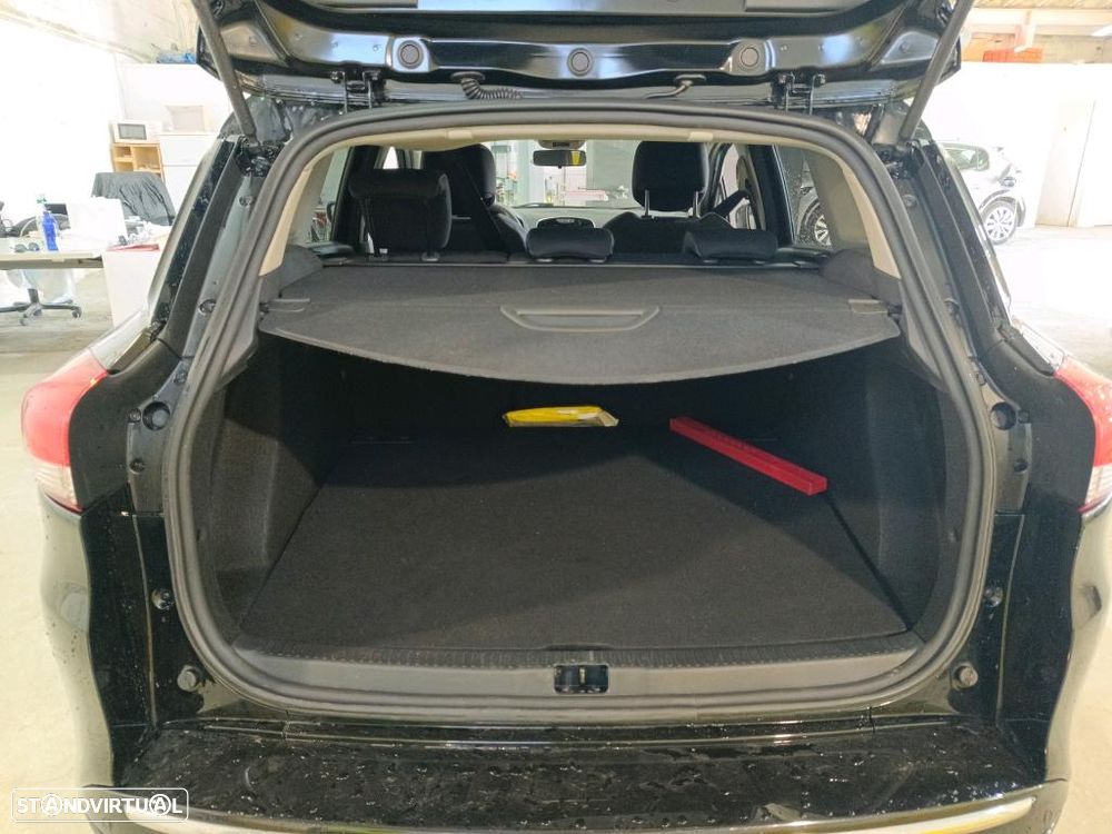 Renault Clio Sport Tourer 1.5 dCi GT Line - 9