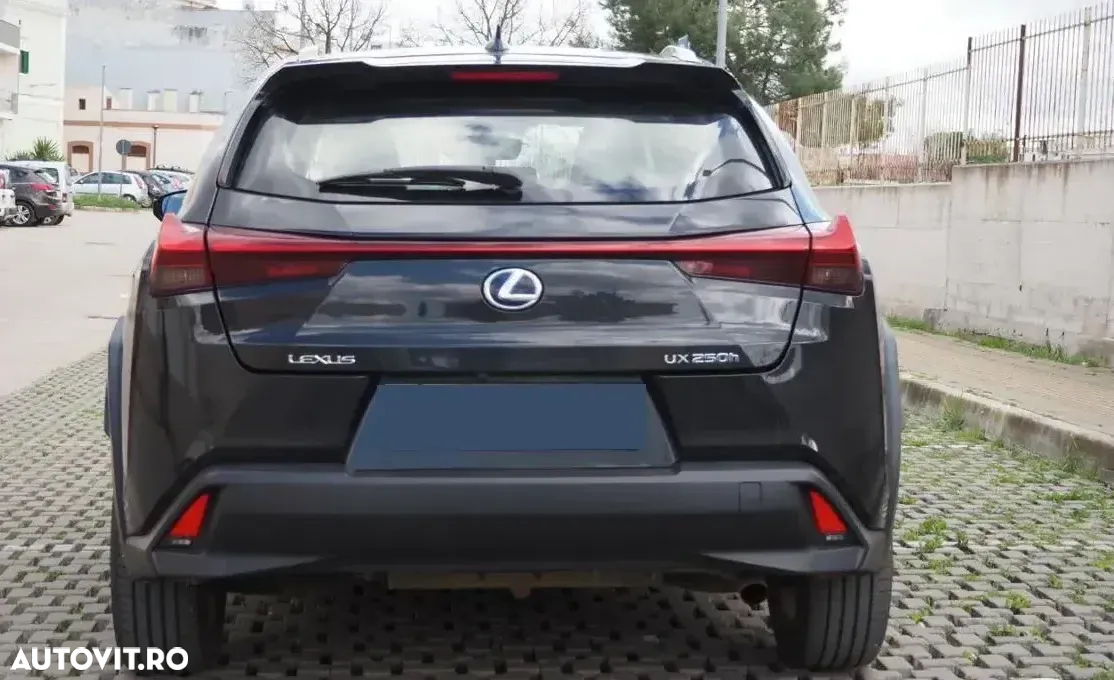 Lexus UX 250h FWD Business - 7