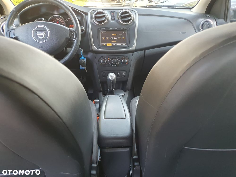 Dacia Sandero 0.9 TCe Laureate - 35