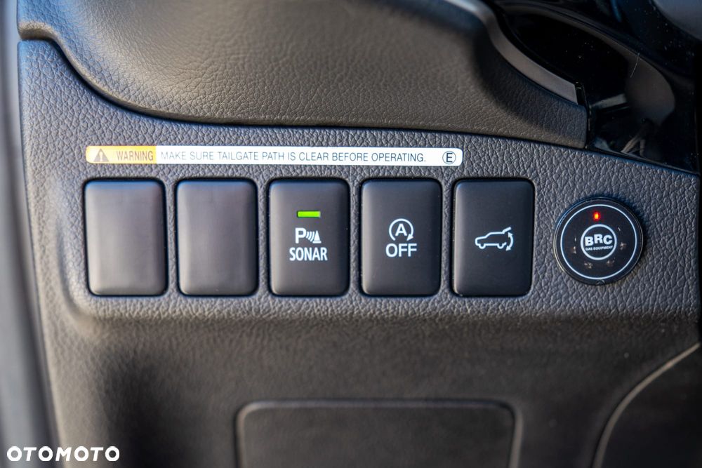 Mitsubishi Outlander 2.0 Intense 2WD CVT - 22