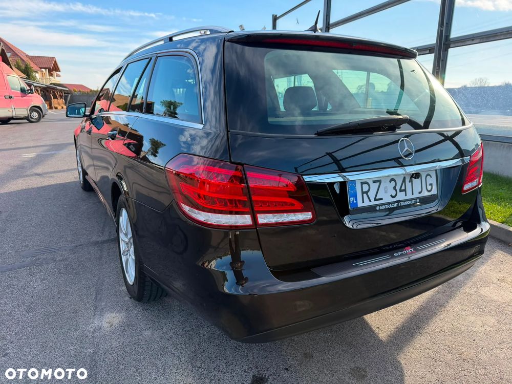 Mercedes-Benz Klasa E - 22
