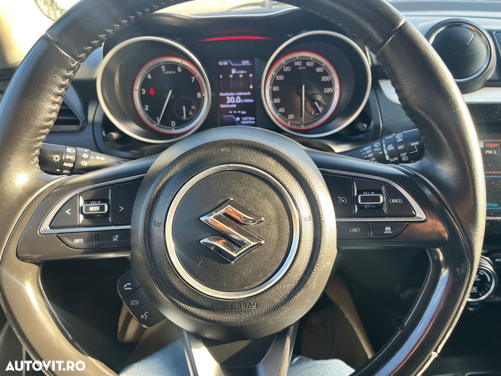 Suzuki Swift M-Hybrid 1.2 ALLGRIP Passion - 27
