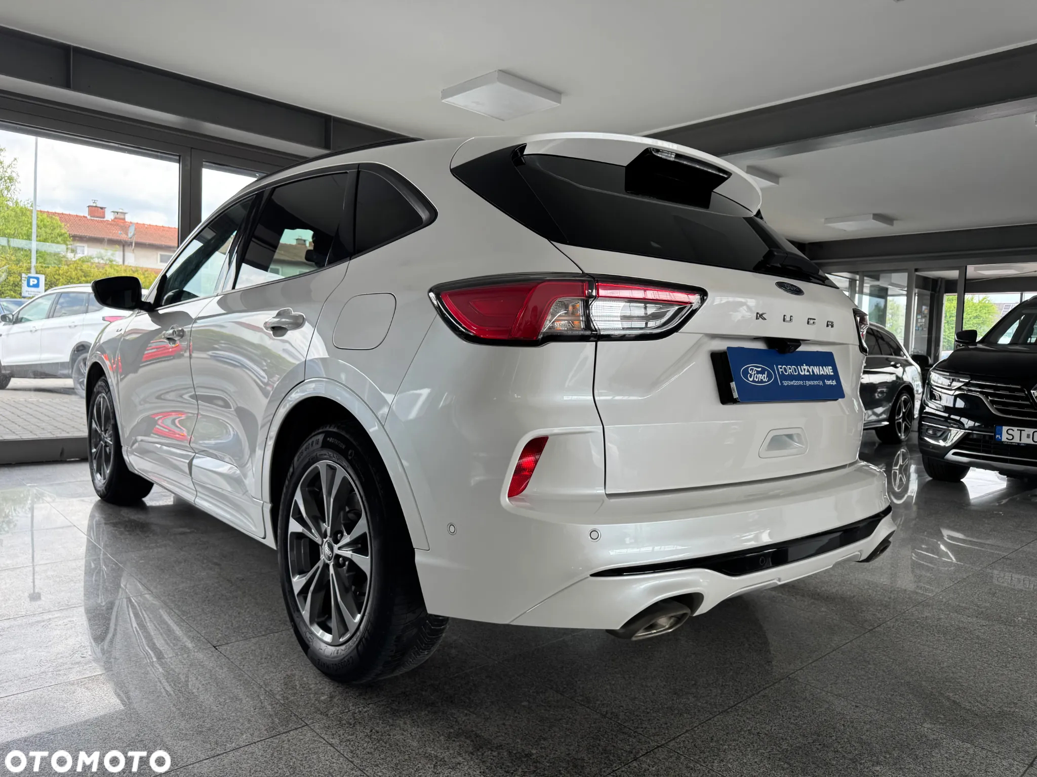 Ford Kuga 1.5 EcoBoost FWD ST-Line X - 12
