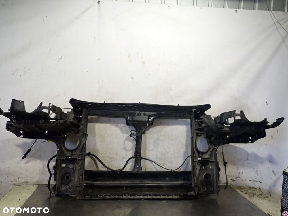 PAS PRZEDNI VOLKSWAGEN TOUAREG 5.0 - 12