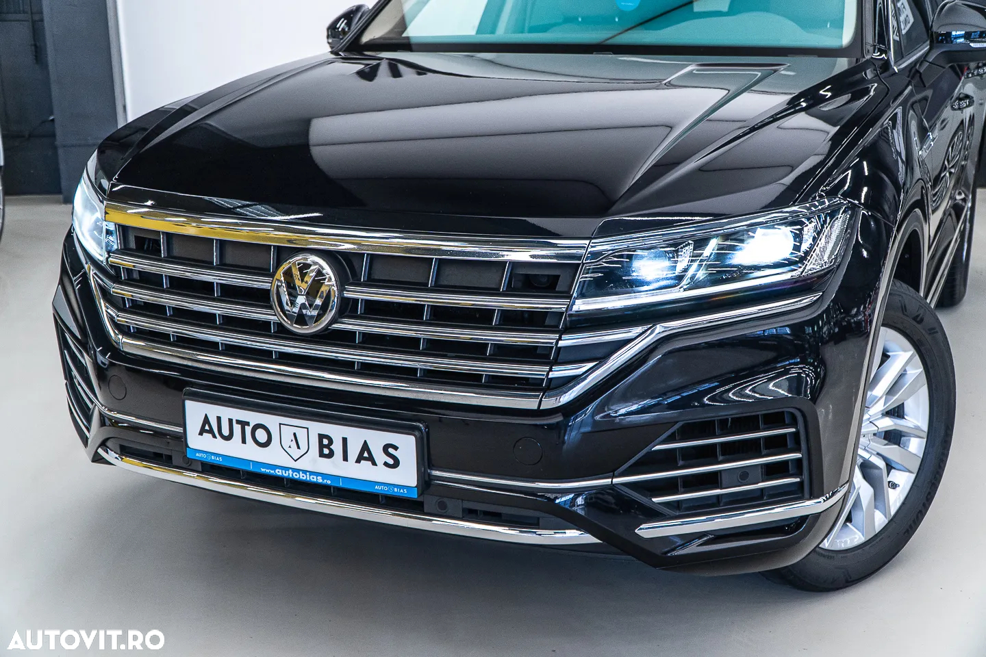 Volkswagen Touareg 3.0 V6 TDI 4Motion DPF Automatik Atmosphere - 10
