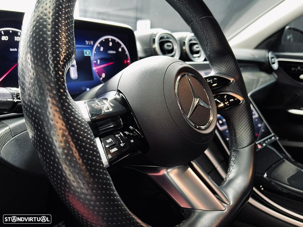 Mercedes-Benz C 300 d AMG Line - 25