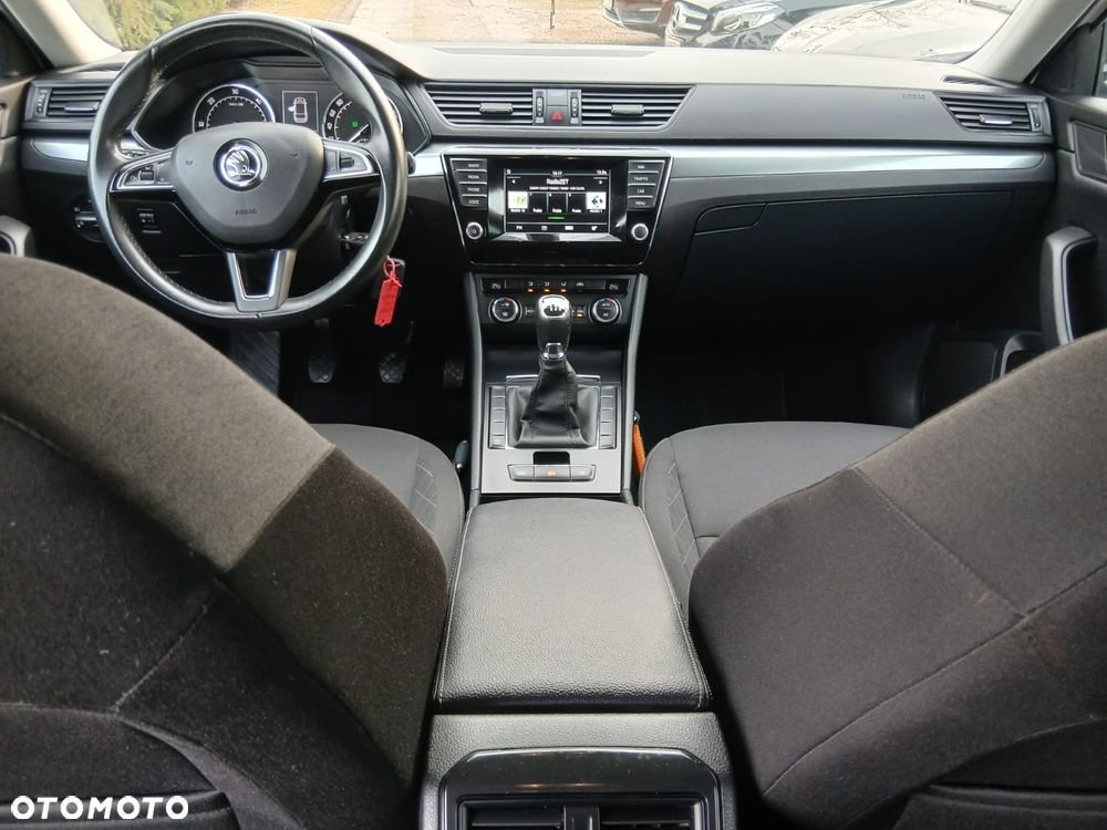 Skoda Superb 1.6 TDI Style - 30