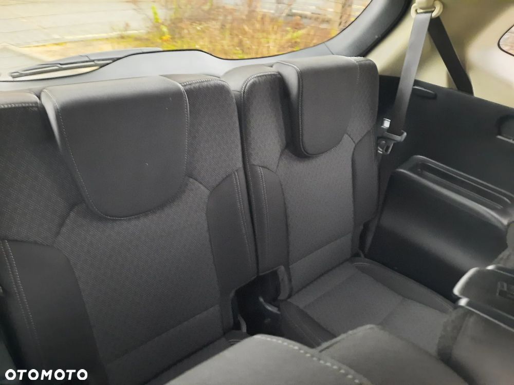 Kia Carens 1.6 GDI L 7os - 24