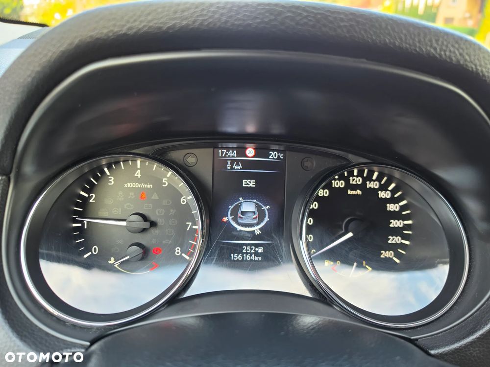 Nissan Qashqai 1.6 DIG-T 360 - 5