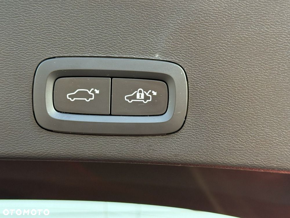 Volvo XC 40 T4 Recharge DKG Plus Bright - 15