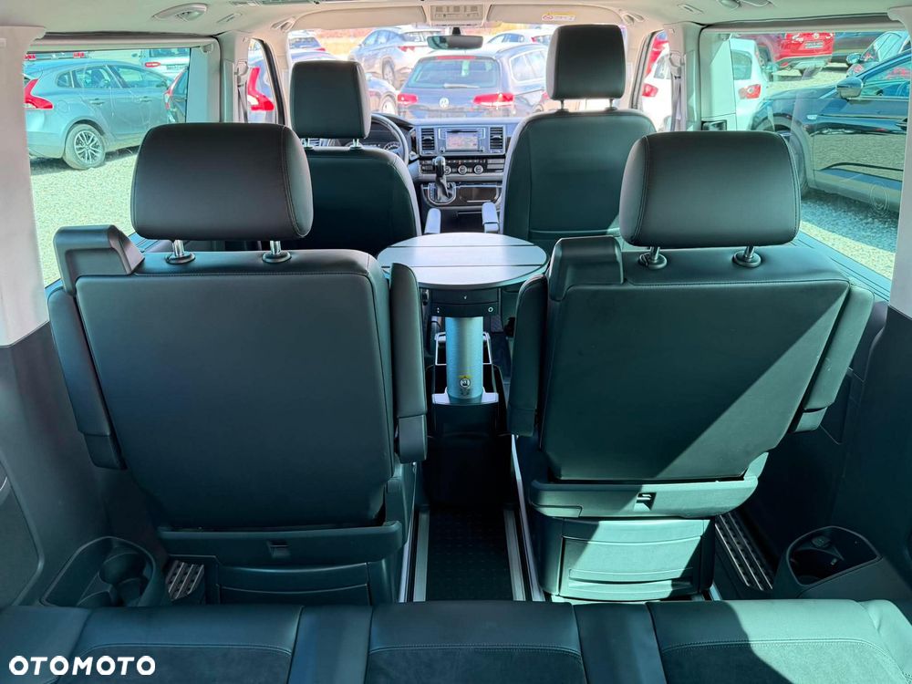 Volkswagen Multivan - 20