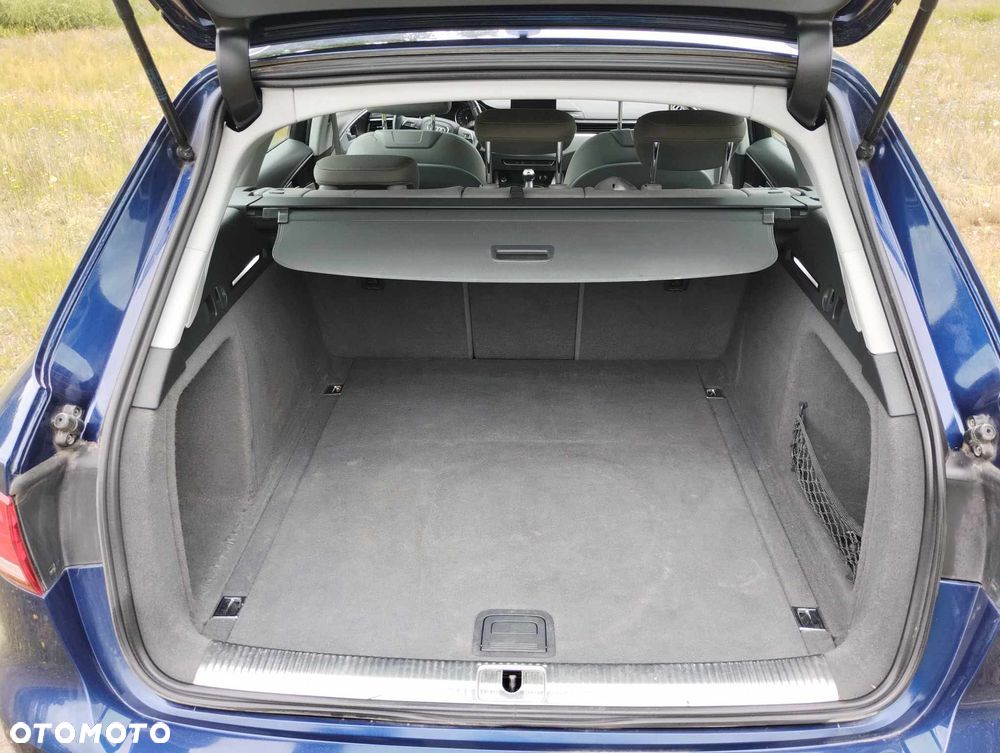 Audi A4 Avant - 13