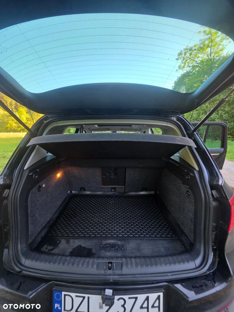 Volkswagen Tiguan - 5