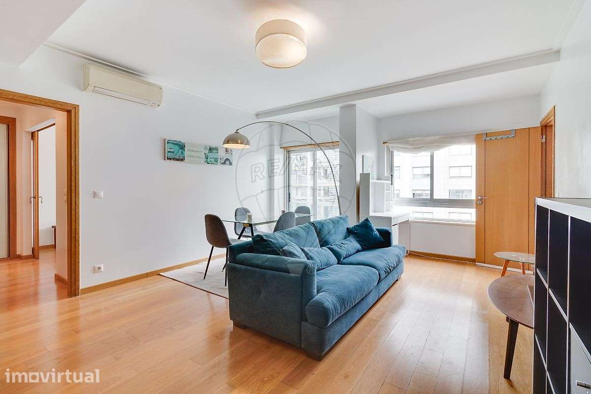 Apartamento T1 para arrendamento - Grande imagem: 2/19