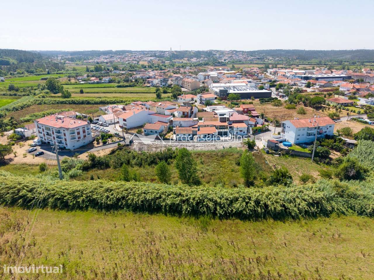 Terreno com 3.841m2 - Grande imagem: 4/14