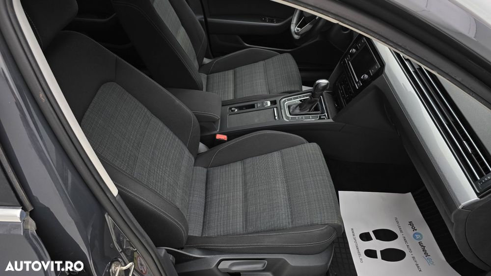 Volkswagen Passat - 19