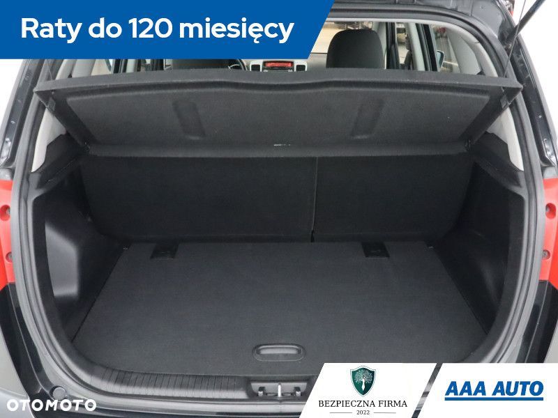 Kia Venga - 16