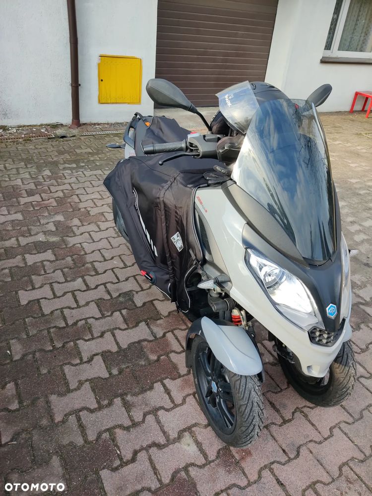 Piaggio MP-3 - 8