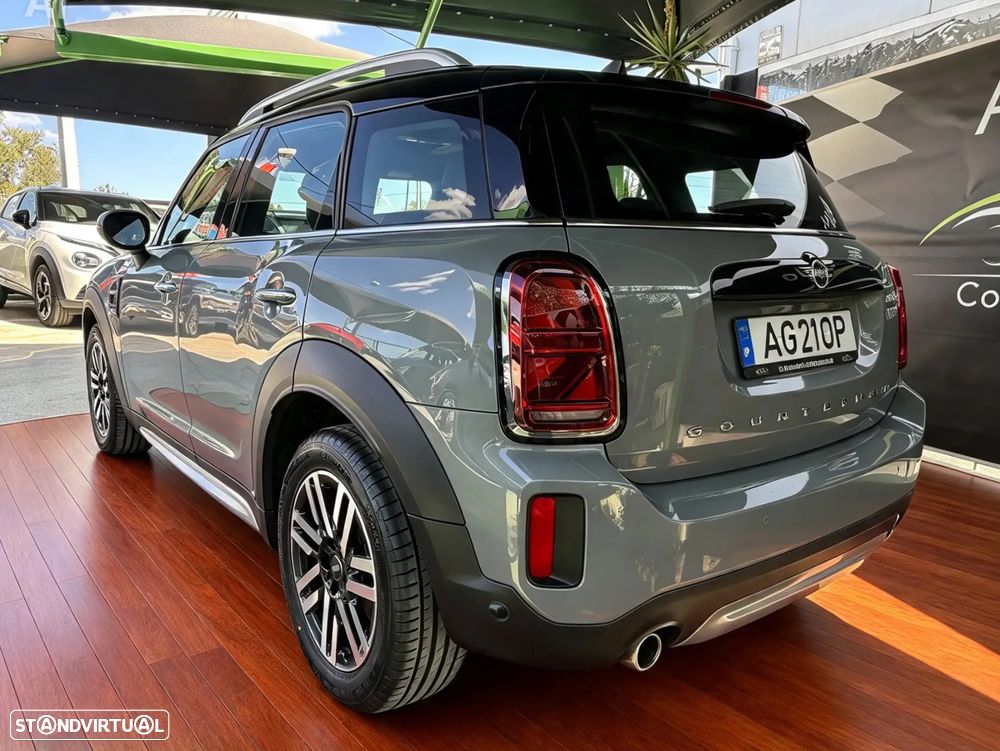 MINI Countryman Cooper D Premium Essential Auto - 9