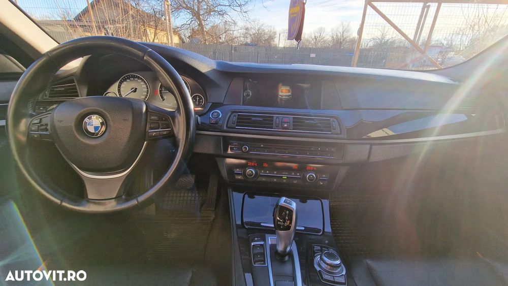 BMW Seria 5 520d - 10