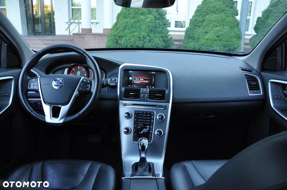 Volvo XC 60 D4 Geartronic Summum - 20