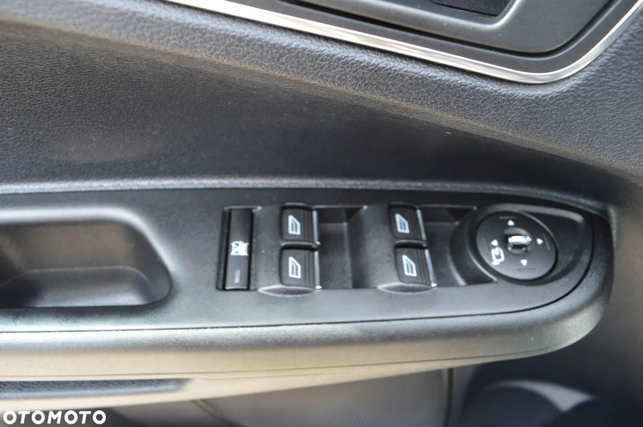Ford B-MAX 1.0 EcoBoost Titanium - 22
