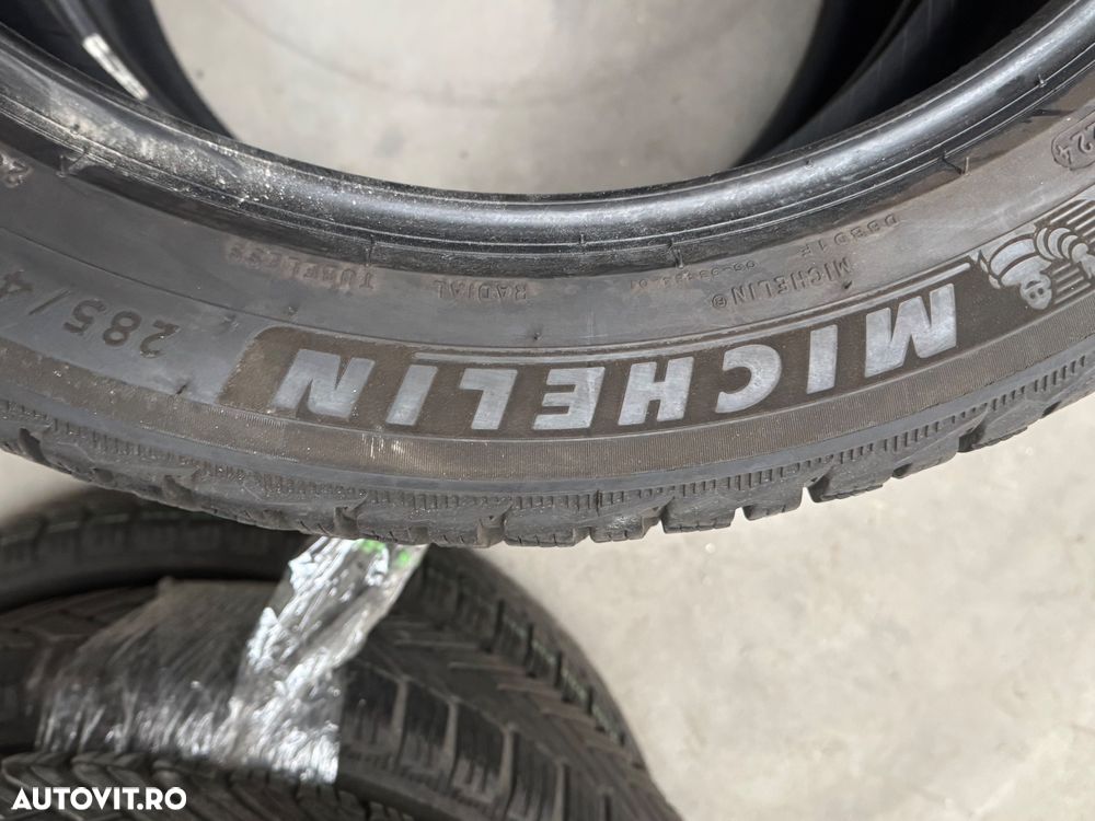 Vând 2 anvelope 285/40/20 Michelin de iarnă ca noi - 6