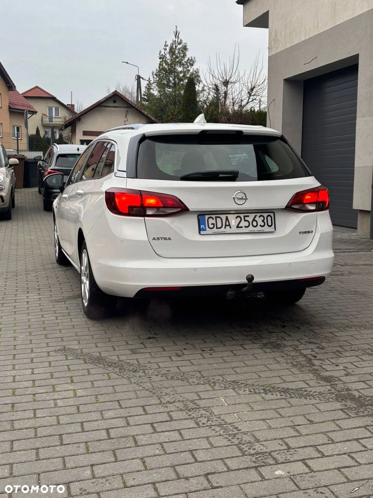 Opel Astra 1.4 Turbo Edition - 10