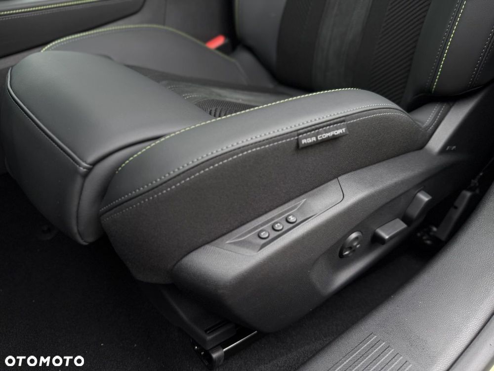 Peugeot 408 - 18