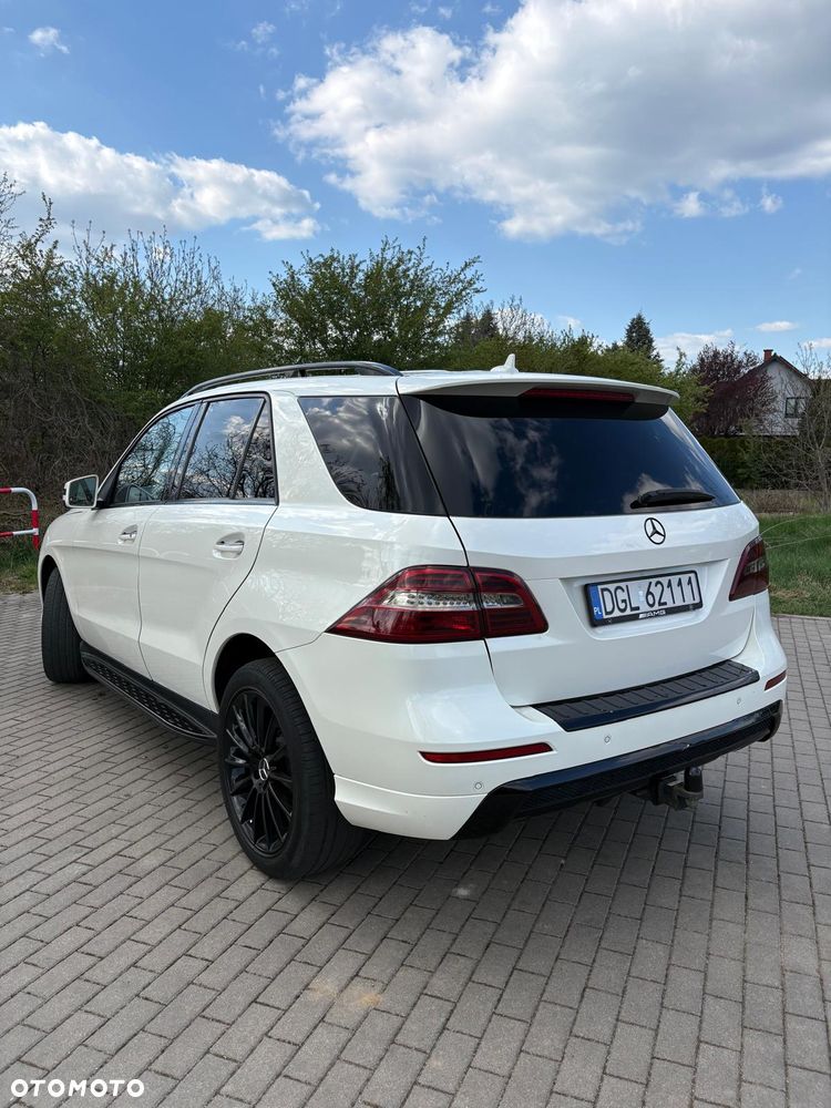 Mercedes-Benz ML - 4
