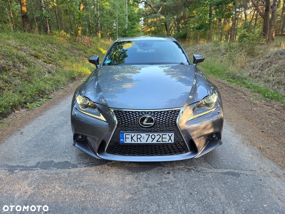 Lexus IS 200t Sport Line - 8