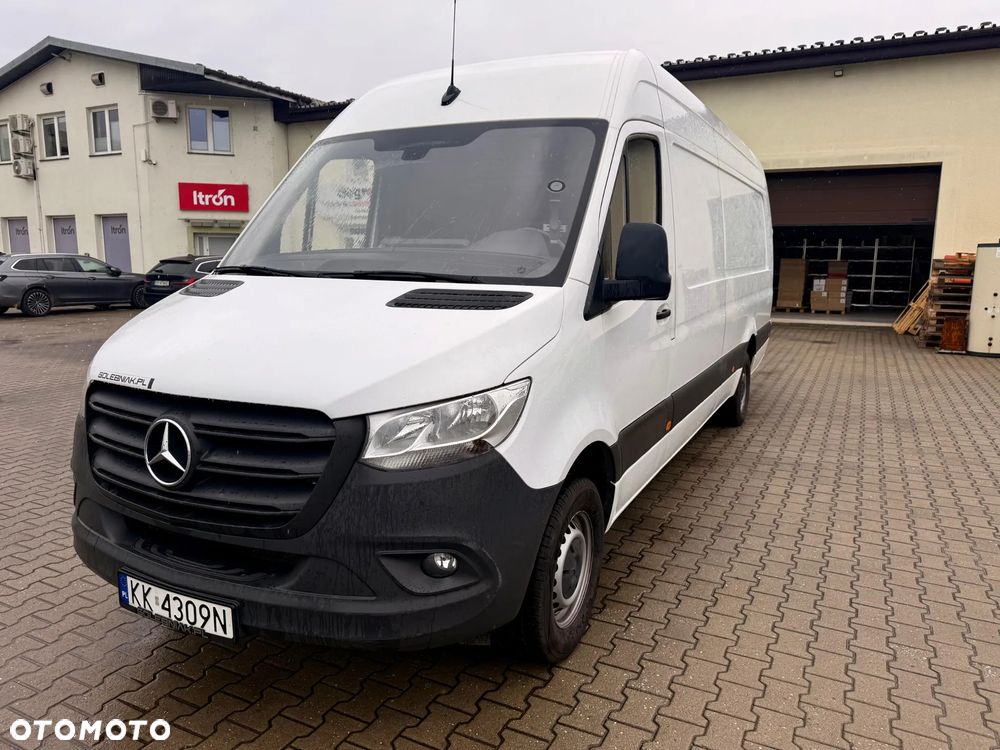 Mercedes-Benz Sprinter - 6