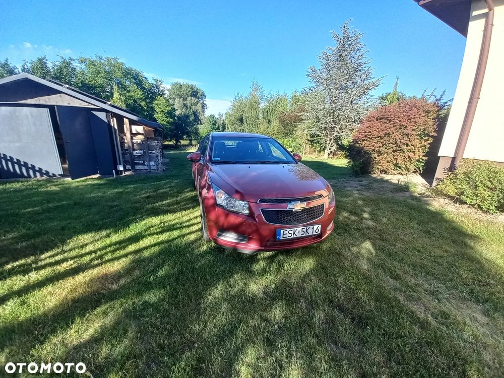 Chevrolet Cruze 1.8 LT - 4