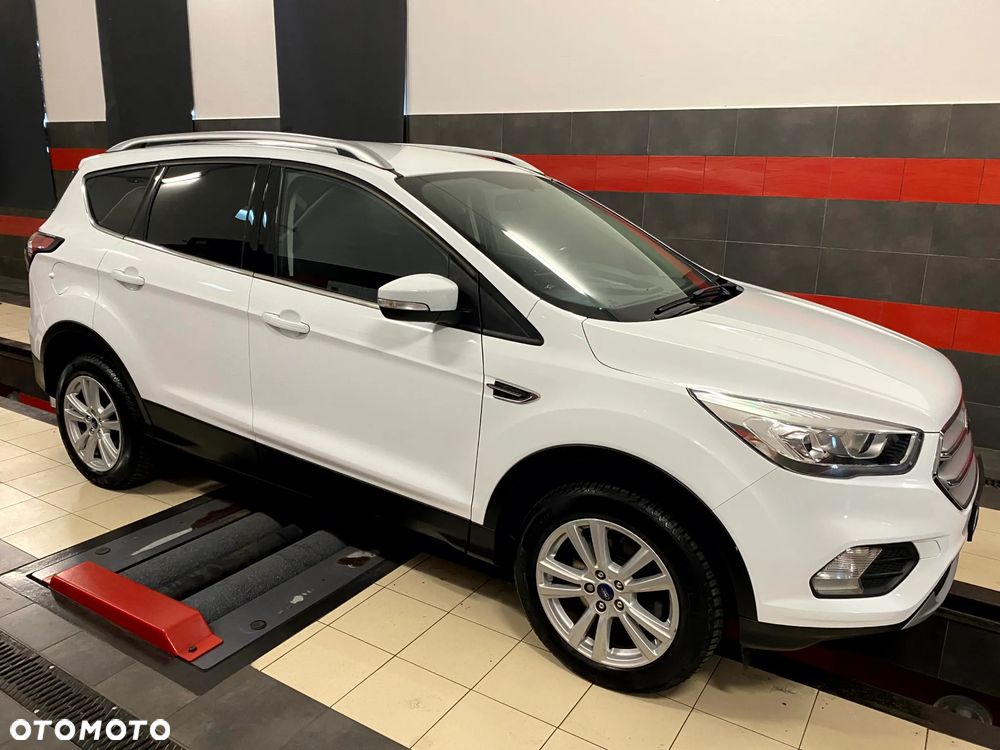 Ford Kuga 1.5 EcoBoost 2x4 Individual - 5