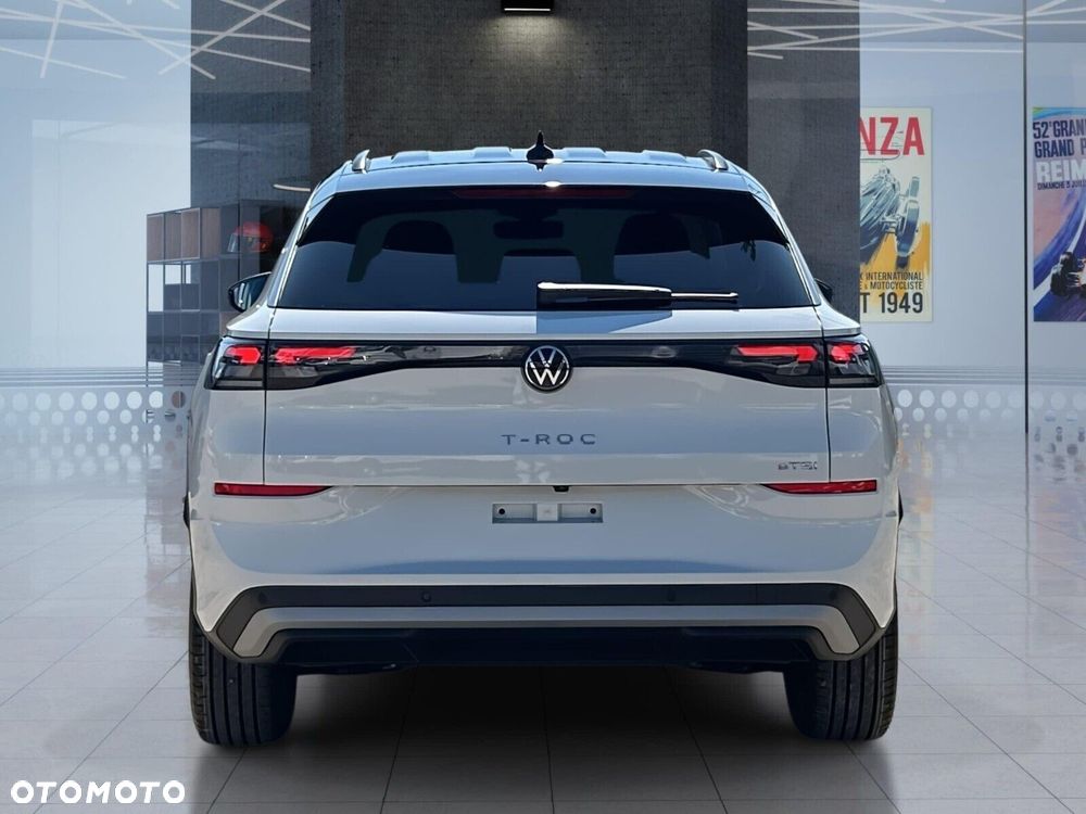 Volkswagen T-Roc - 11