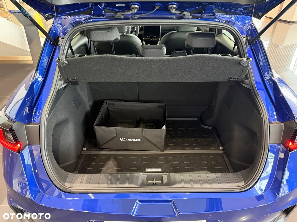 Lexus LBX 1.5 Hybrid - 5