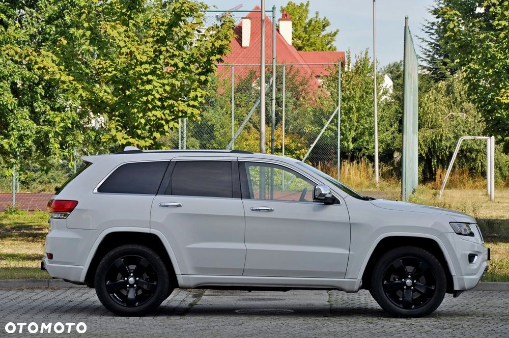 Jeep Grand Cherokee - 13
